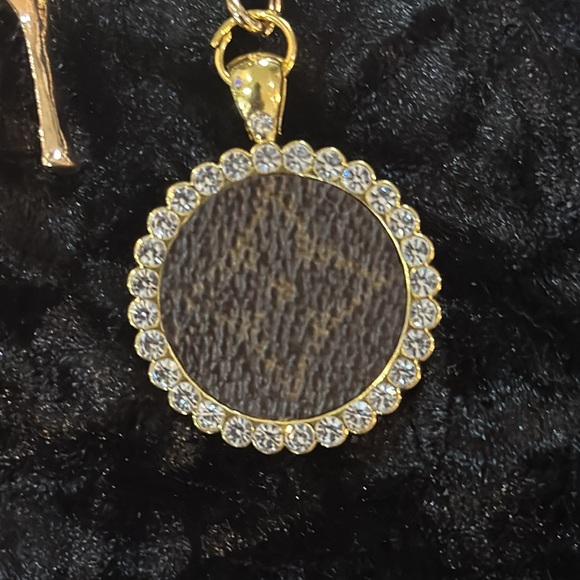 Hand Made Key/Bag Charm with Authentic LV Leather - Picture 4 of 9